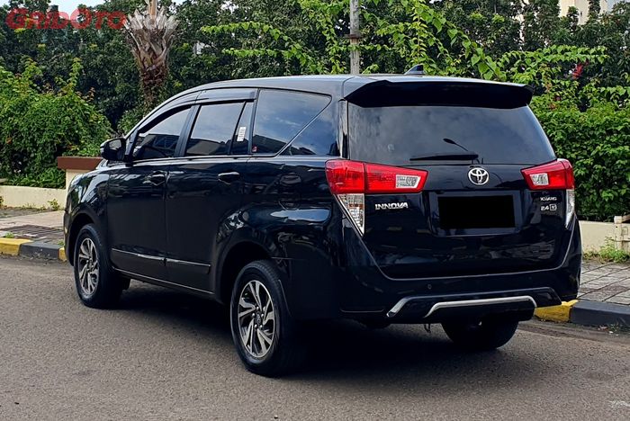 innova diesel, toyota kijang innova reborn diesel, innova diesel matik, Diesel Matic, Aroma Baru Masih Tercium, Harga Mobil Bekas Innova Reborn Diesel 2023 Dijual Segini