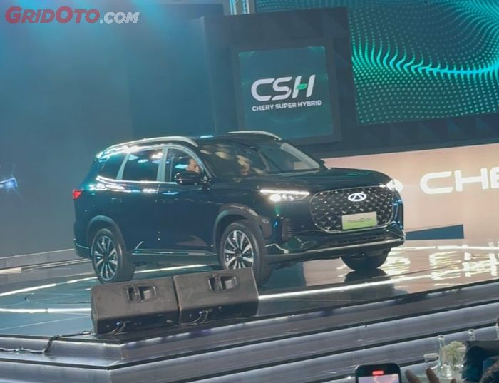mobil hybrid, PT Chery Sales Indonesia, Chery Tiggo 8 CSH, Tiggo 8 CSH, Chery Tiggo 8 CSH Bikin Geleng Kepala, Sekali Isi Bensin Bisa Liburan ke Bali