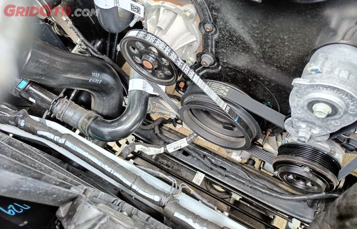 karet, putus, komponen, kruk as, fan belt, Jangan Sampai Putus di Tengah Jalan, Begini Cek Fan Belt Mobil