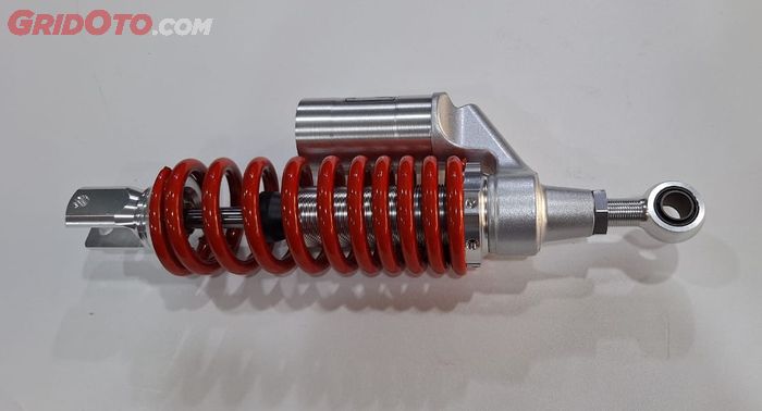 sokbreker, sokbreker motor, sokbreker keras, Sokbreker Yoko, Djayalina Variasi Motor, Motor Baru Ganti Sokbreker Malah Terasa Keras? Ini Penyebabnya