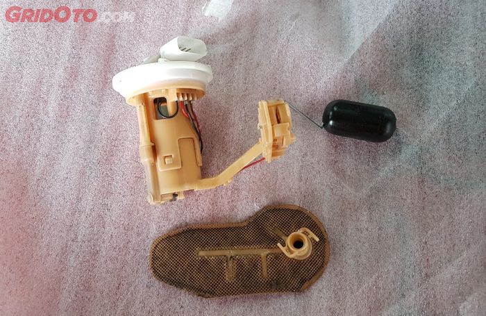 tangki motor, tangki, motor injeksi, motor kebanjiran, air masuk tangki, Terjawab! Air Masuk ke Tangki Tidak Merusak Sistem Injeksi Motor