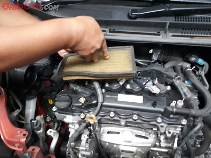 umur, debu, filter udara, elemen, angin kompresor, Enggak Bisa Dipakai Lama, Umur Efektif Filter Udara Mobil Segini