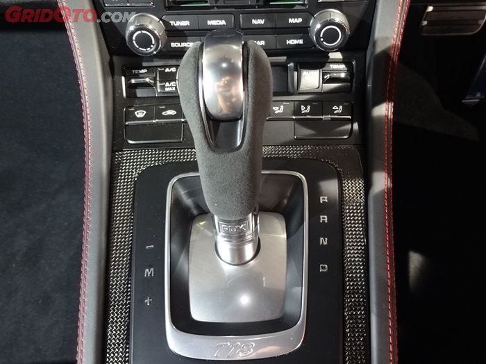 rem blong, mobil bekas, rem mobil, bahaya menetralkan gigi mobil saat turunan, risiko menetralkan gigi mobil saat turunan, Ini Sebabnya Jangan Netralkan Gigi Mobil Saat Jalan Menurun, Simak Dampaknya