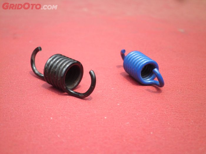 motor matic, kampas ganda, kampas ganda motor matic, penyebab kampas ganda cepat habis, kenapa kampas ganda motor matik cepat habis, penyebab kampas ganda motor matic cepat habis, Jarang Disadari, Ini Penyebab Lain Kampas Ganda Motor Matic Cepat Habis