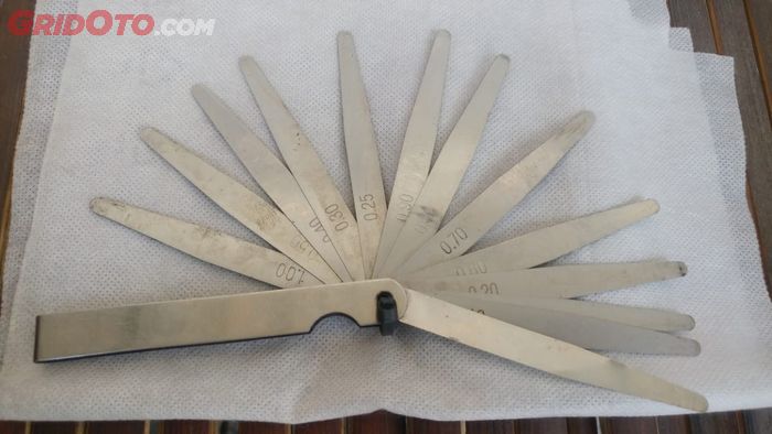 mobil bekas, gap busi, kerenggangan busi, gap busi mobil, kenapa gap busi mobil harus dicek berkala, kenapa gap busi mobil harus dicek, Ini Sebabnya Kerenggangan Elektroda Busi Mobil Harus Dicek Berkala