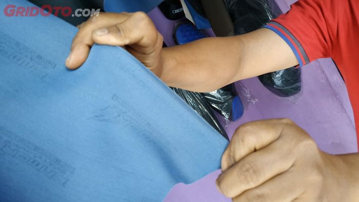 jok motor, kulit jok, Jok Keras, jok motor keras, ganti kulit jok motor, Bukan Dari Busa, Tapi Ini Biang Kerok Jok Motor Terasa Keras