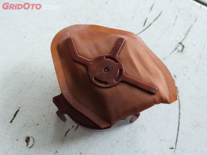 bahan bakar, kotoran, brebet, endapan, filter fuel pump, Filter Bahan Bakar Mobil Kotor, Ini Dampak yang Ditimbulkannya