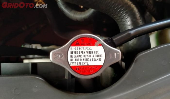 Radiator, coolant, Overheat, tabung reservoir, sistem pendingin, Air Reservoir Radiator Mobil Berkurang, Waspada Ini Penyebabnya
