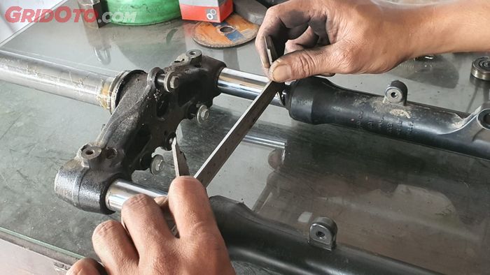 motor bekas, segitiga motor, segitiga motor bengkok, ciri-ciri segitiga motor bengkok, penyebab segitiga motor bengkok, gejala segitiga motor bengkok, Ini Ciri-ciri Segitiga Bengkok Yang Jarang Disadari Pemilik Motor Bekas