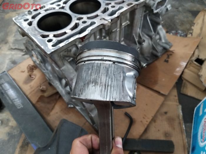 asap, diesel, ngebul, runaway, ring piston, Bikin Terus Ngebul, Ini Penyebab Utama Masalah Diesel Runaway