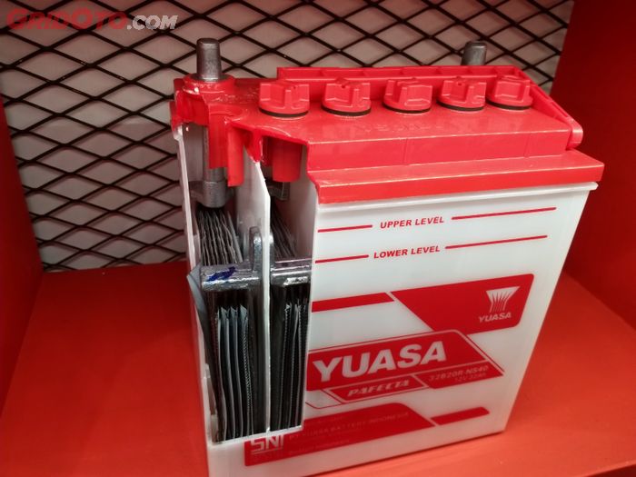 mobil bekas, aki mobil, penyebab aki panas, aki mobil panas, penyebab aki cepat panas, penyebab aki mobil panas, penyebab aki mobil cepat panas, kenapa aki panas, Ini Penyebab Aki Mobil Bekas Cepat Panas Yang Wajib Kalian Ketahui