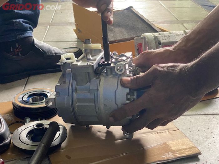 mobil diesel, ac mobil, Adi Jaya, Pantas AC Mobil Diesel Lebih Dingin dari Mobil Bensin, Ini Penyebabnya