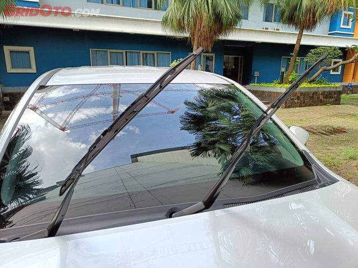 wiper mobil, kaca mobil, mobil bekas, ciri wiper mobil minta ganti, tanda wiper mobil harus ganti, ciri wiper mobil wajib diganti, Ini Ciri-ciri Wiper Wajib Diganti, Bisa Bikin Kaca Mobil Rusak