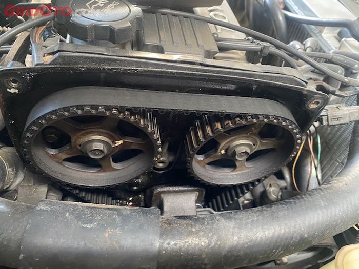 mobil bekas, timing belt, timing belt mobil, kapan timing belt diganti, kapan waktu yang tepat ganti timing belt mobil, Ternyata Ini Waktu Yang Tepat Buat Ganti Timing Belt di Mobil Bekas