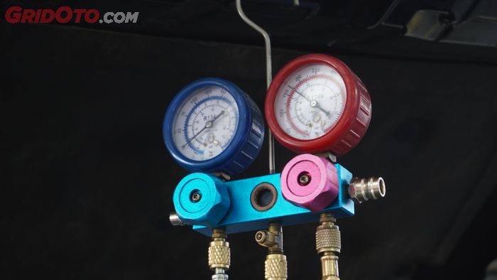 freon, ac mobil, ac mobil tidak dingin, kondensor, Pulang Dari Mudik AC Mobil Tidak Dingin, Ini Yang Perlu Dicek