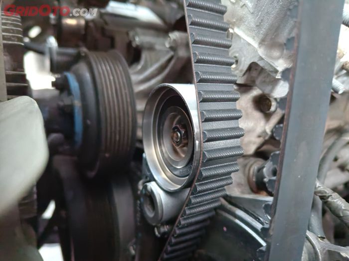 belt, timing, timing belt, timing belt putus, Timing Belt Kendur, Kapan Waktu yang Pas Buat Ganti Timing Belt? Ini Penjelasan Bengkel