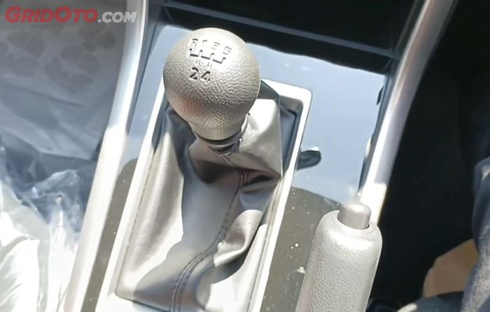 mudik, rem blong, turunan, engine brake, gigi netral, Hindari Masuk Gigi Netral Lewat Turunan, Dampaknya Bisa Begini