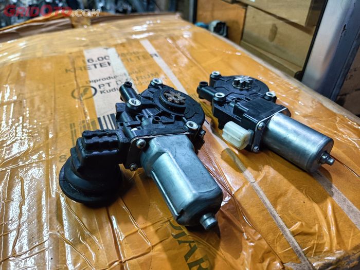 kaca, awet, karet, power window, seret, silicone spray, Gampang Bikin Power Window Mobil Awet, Bengkel Kasih Tahu Rahasianya