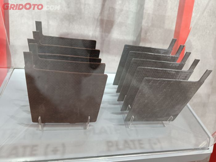 timah, umur, arus listrik, cell, air aki, aki basah, Bikin Kantong Jebol, Kebiasaan Air Aki Mobil Dibiarkan Kering