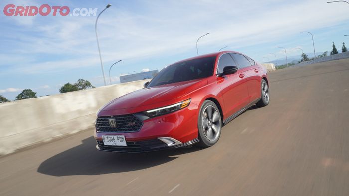 viral, honda accord, Accord Hybrid, Tol Layang MBZ, Honda Accord RS e:HEV, Seperti Ini Performa Honda Accord Hybrid Yang Viral Di Tol MBZ