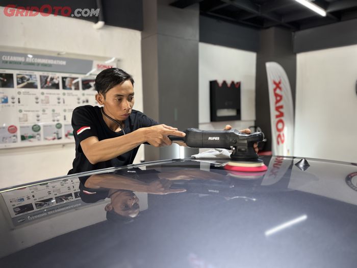 mobil, bodi mobil, kinclong, perawatan cat, Biar Cat Mobil Kamu Tetap Kinclong, Cukup Lakukan Perawatan Ini!