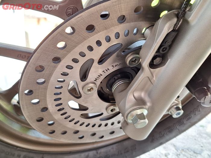 motor bekas, cakram motor, arti tulisan min th di cakram motor, apa maksud tulisan min th di cakram motor, apa arti kode min th di cakram motor, arti kode min th pada cakran motor, Baru Tahu, Ternyata Ini Arti Tulisan MIN TH Pada Cakram Motor