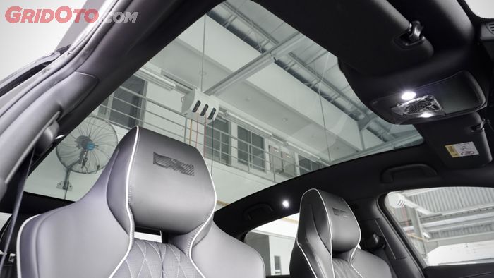 sunroof, mobil bekas, panoramic roof, Beda Sunroof dan Moonroof, beda sunroof dengan panoramic roof, apa beda sunroof dengan panoramic roof, Akhirnya Tahu, Bedanya Panoramic Sunroof Dengan Panoramic Roof