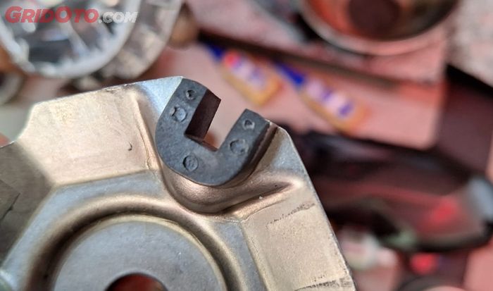 motor matic, slide piece, komponen CVT, cvt motor matic, CVT matic, komponen cvt motor matic, Ternyata komponen di CVT Motor Matic Ini Harus Diganti Tiap 6 Bulan