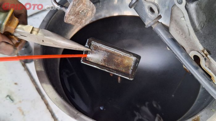 oli mesin, motor matic, honda beat, mesin motor matic, filter oli mesin, screen filter oli, screen filter oli mesin, filter oli honda beat, motor matic honda beat, Screen Filter Oli Honda BeAT Jarang Dibersihkan Bikin Hal Buruk Ini Muncul