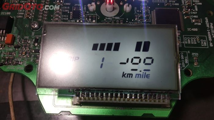 motor matic, Speedometer digital, penyebab speedometer mendadak rusak, penyebab speedometer digital mendadak rusak, penyebab speedometer digital motor mendadak rusak, penyebab speedometer digital motor matic mendadak rusak, Akhirnya Tahu, Penyebab Speedometer Digital Motor Tiba-tiba Rusak