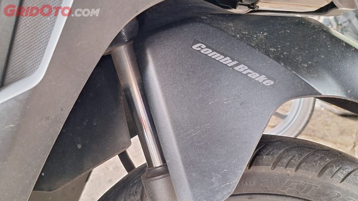 motor bekas, sokbreker, sokbreker motor, sokbreker motor bocor, dampak membiarkan sokbreker bocor, dampak membiarkan sokbreker motor bocor, Ini Sebabnya Sokbreker Motor Dibiarkan Bocor Biaya Benerin Makin Bengkak