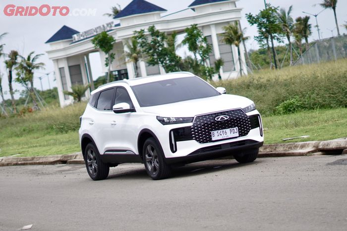 konsumsi bbm, Wuling Alvez, Alvez, Chery Tiggo Cross, Tiggo Cross, Duel Irit Sesama Mobil Cina, Chery Tiggo Cross Vs Wuling Alvez