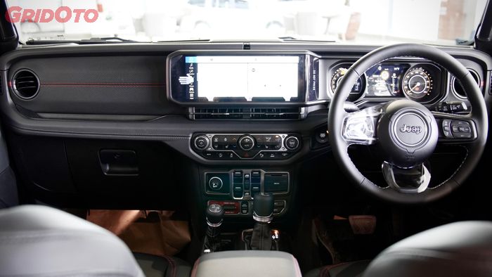 facelift, jeep wrangler, rubicon, 2025, ario soerjo, Jeep Wrangler Terbaru Meluncur di Indonesia, Harganya Bikin Melongo