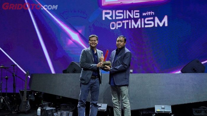 yamaha aerox, Yamaha Aerox Alpha “Turbo” Raih Bike of The Year OTOMOTIF Award 2025, Ini Alasannya