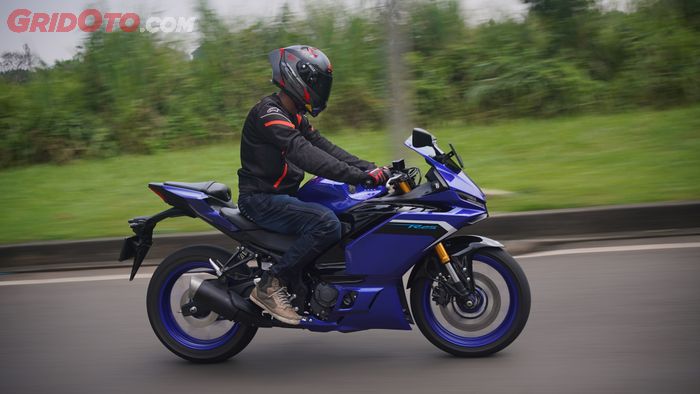 yamaha r25 2025, Sasis dan Suspensi Yamaha R25 2025 Masih Sama, Tapi Rasanya Beda?
