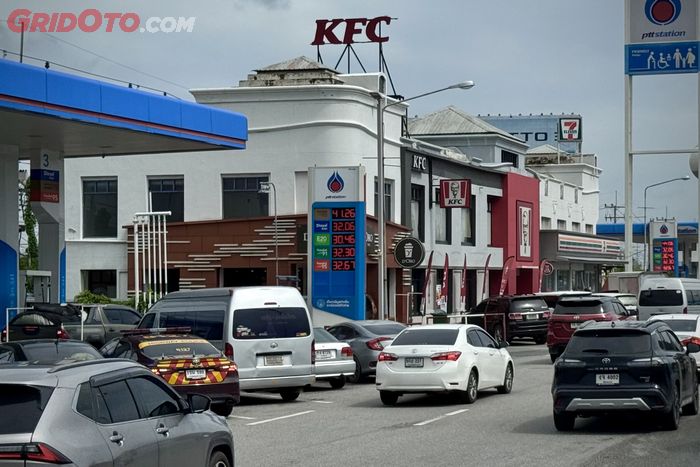 thailand, SPBU, harga bahan bakar, Enggak Kenal Oktan 90, Segini Harga Bahan Bakar Di SPBU Thailand