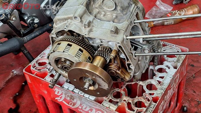 suzuki, dengung, suzuki shogun, keteng, Kampoeng Shogun, Tangguh Buat Dipakai Harian, Penyakit Suzuki Shogun 125 Cuma Ini