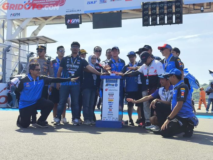 yamaha, balap, yamaha sunday race, sunday race, Mandalika, Nyaris 200 Starter Ramaikan Idemitsu Blu Cru Yamaha Sunday Race 2025