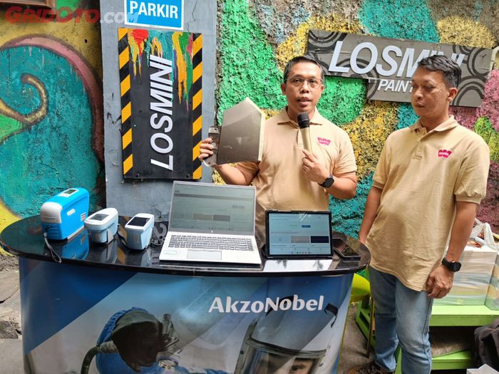 wanda, sikkens, Toko Cat Losmini, PT Akzo Nobel Car Refinishes Indonesia, Losmini, Gandeng Bengkel Legendaris, Akzo Nobel Rilis Cat Mobil Baru Nih