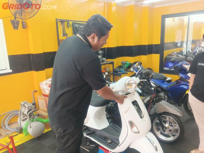 cat mobil, cat semprot, cat motor, cat kompresor, Ini Alasan Hasil Cat Semprot Kalengan Kurang Mulus di Bodi Kendaraan