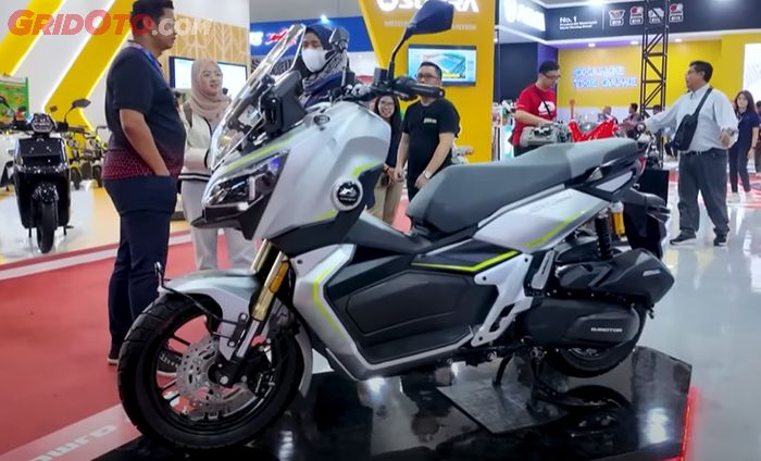 QJMotor, qjmotor srv 250, Daftar Harga 4 Motor Baru QJMotor di Indonesia, Yang Mirip Aerox Cuma Rp 29 Jutaan
