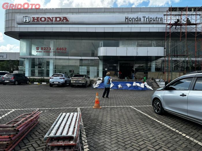 mobil honda, dealer mobil honda, Honda Prospect Motor (HPM), Dealer mobil Honda tutup, Honda Buka Suara Soal Dealer Bekasi yang Tutup, Beralih Jadi Dealer Mobil Cina