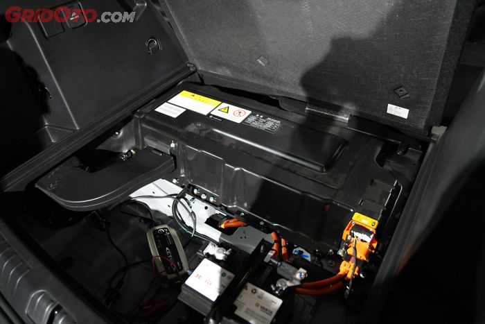 baterai, BAIC, BAIC BJ30 Hybrid, BAIC BJ30, Bukan Di Bagian Kolong, Di Sini Letak Baterai BAIC BJ30 Hybrid