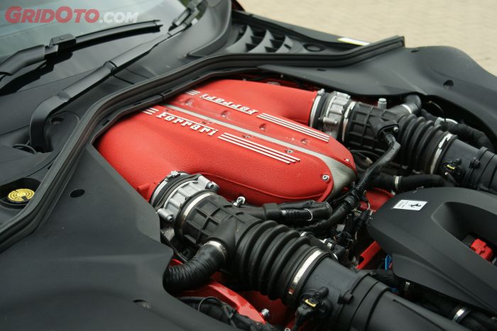 mobil baru, supercar, Ferrari, rasa berkendara, Ferrari 12Cilindri, Tenaga Sampai 830 PS, Nyetir Ferrari 12Cilindri Ternyata Menenangkan