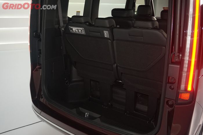 bagasi, mobil baru, honda, honda step wgn, jok baris ketiga, Lihat Bagian Ini, Kursi Baris Ketiga Honda Step WGN Hybrid Bisa Hilang