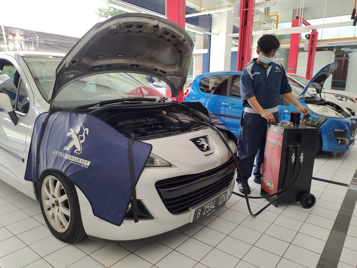 mobil matik, mobil bekas, mobil matik salah isi oli transmisi, dampak mobil matik salah pilih oli transmisi, bahaya mobil matik salah pilih oli transmisi, Gak Main-main, Ini Dampak Mobil Matik Salah Pakai Tipe Oli Transmisi