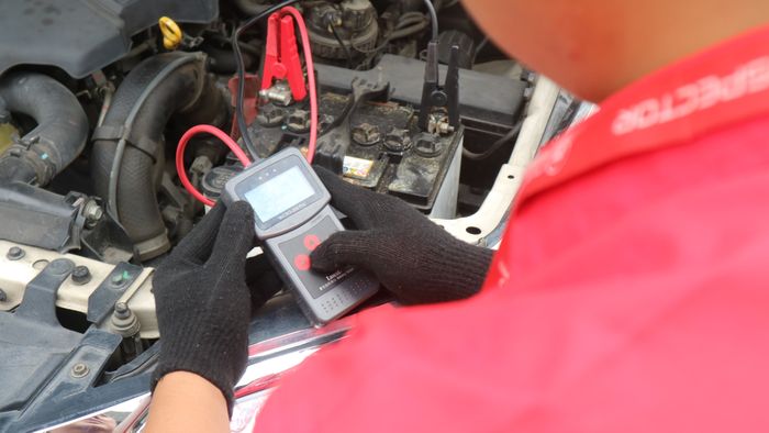 mobil, bekas, mobil bekas, showroom, Inspeksi mobil bekas, Simak Begini Tips Memilih Mobil Bekas Biar Aman untuk Pembeli Pemula