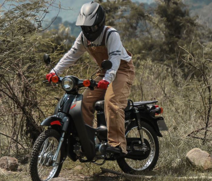 thailand, honda super cub, motor bebek, bebek retro, Solar Groove Cross, Harganya Bikin Ngiler, Motor Bebek Retro Mirip Super Cub Ini Cocok Buat Off-Road