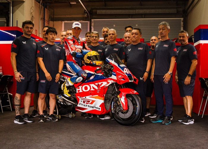 MotoGP, honda, aleix espargaro, honda hrc, motogp spanyol, Aleix Espargaro Pamer Motor Buat MotoGP Spanyol 2025, Sponsornya Beda Bukan Castrol