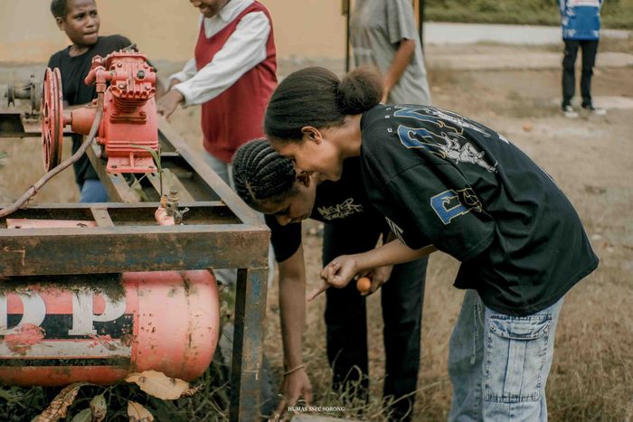 suzuki satria f150, Satria F, Sorong, ssfc, Intip Aksi Nyata Baksi Sosial Klub Motor SSFC Pengda Sorong di Panti Asuhan